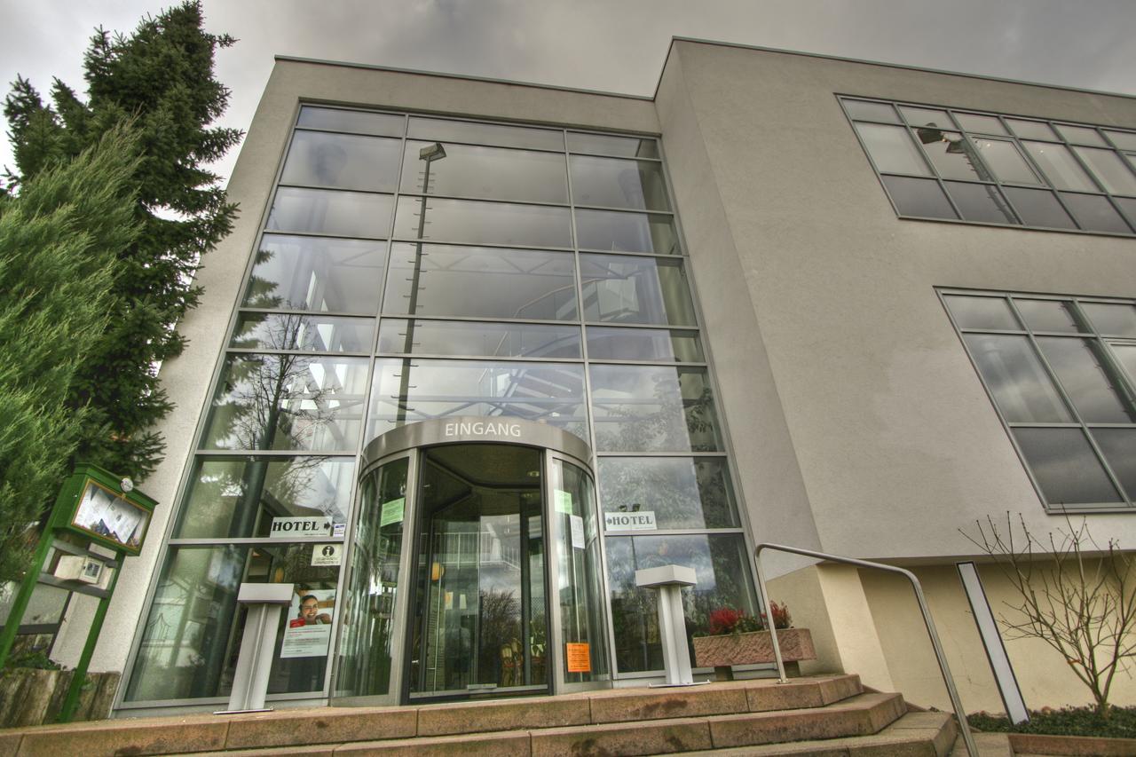 Sport Und Tagungshotel Kenzingen Zewnętrze zdjęcie