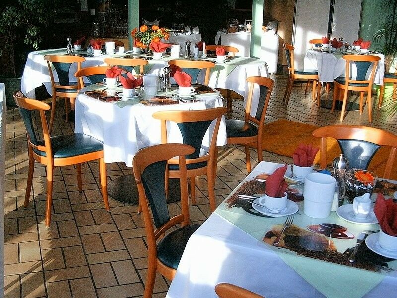 Sport Und Tagungshotel Kenzingen Zewnętrze zdjęcie